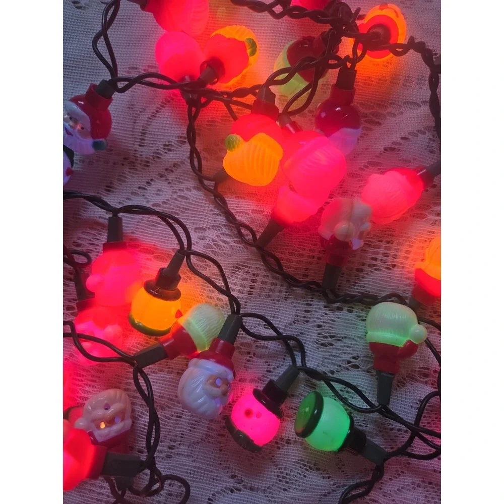 Santa & Snowman Miniature Blow Mold Bulb Covers 50 String Light Set Vtg Decor